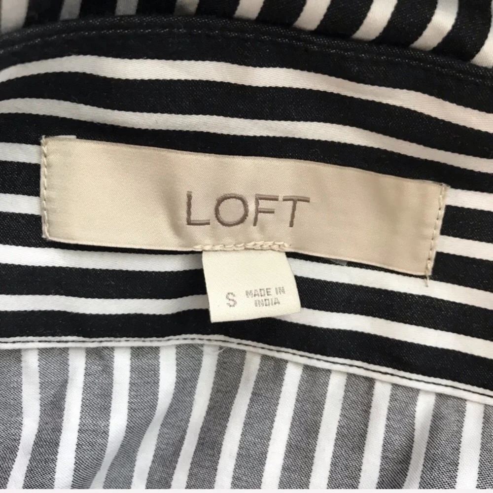 🎉3/$10 in bundle 🎉 Loft Black & White 3/4 Sleeve Top Small - Picture 3 of 5